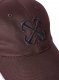 Off-White DRILL EMBR ARROW BASEBALL CAP BURGUNDY on Sale - Purple